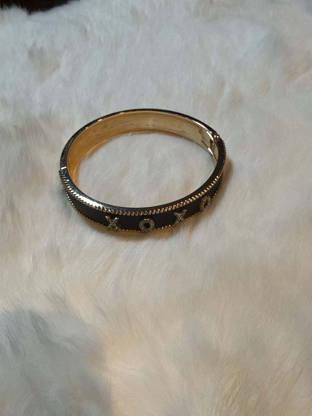 Lane Bryant XOXO Rhinestone Black and Gold Hinge Bangle Bracelet